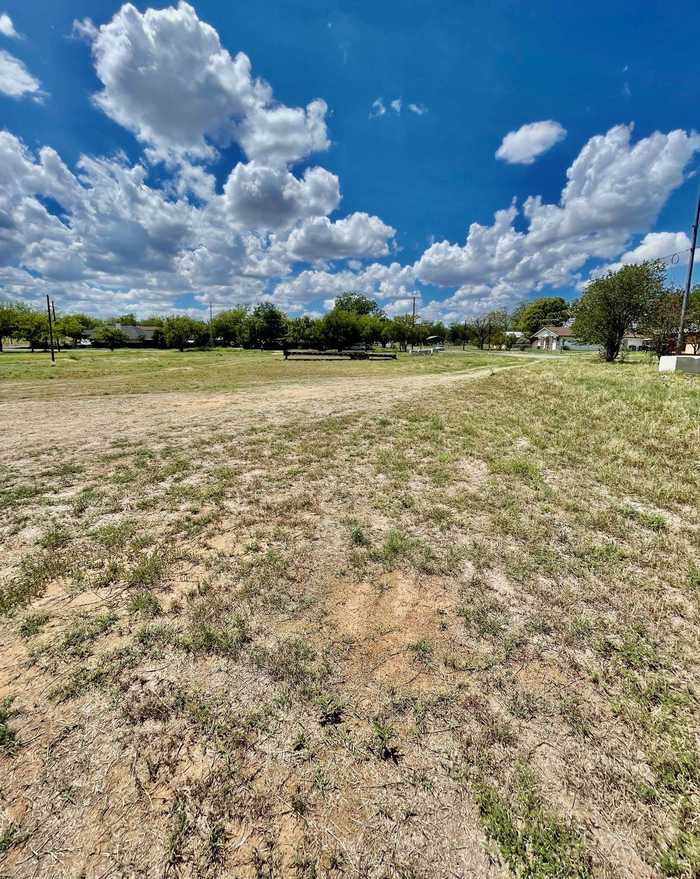 photo 2: TBD E Green Street, Llano TX 78643