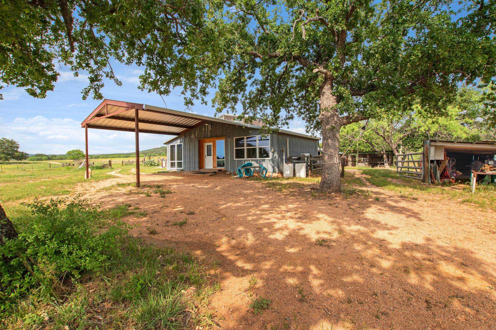 photo 3: 7520 County Road 216A, Llano TX 78607