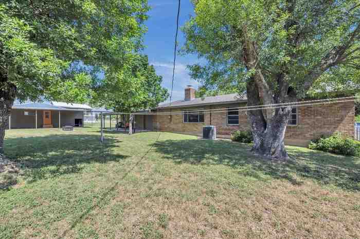 photo 30: 110 Mesquite, Tow TX 78672