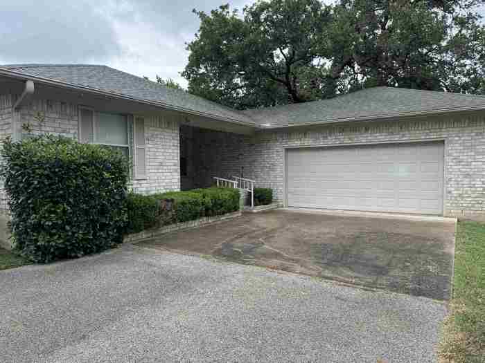 photo 2: 710 Highland Drive, Highland Haven TX 78654