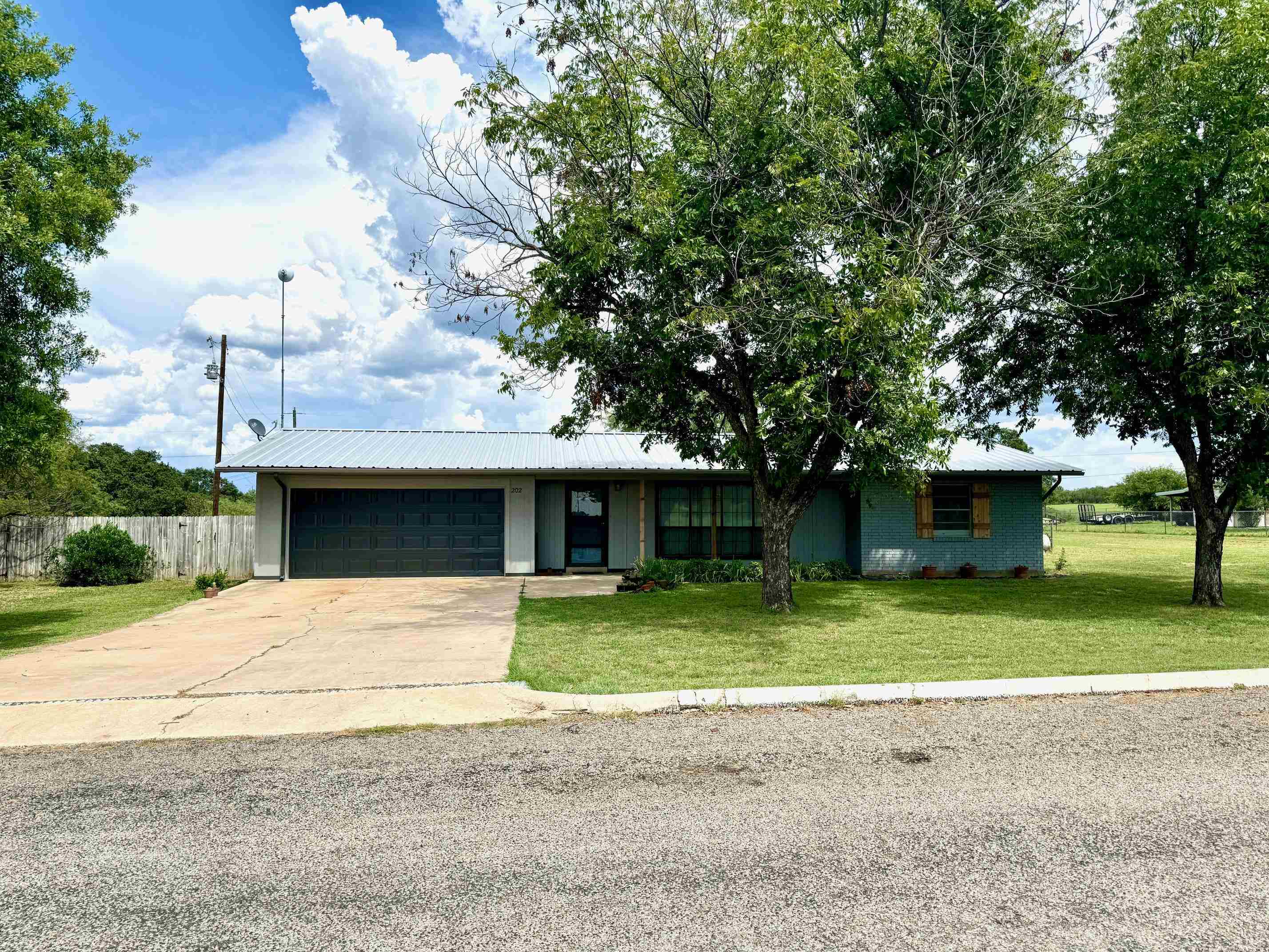 photo 1: 202 Post Oak, Llano TX 78643