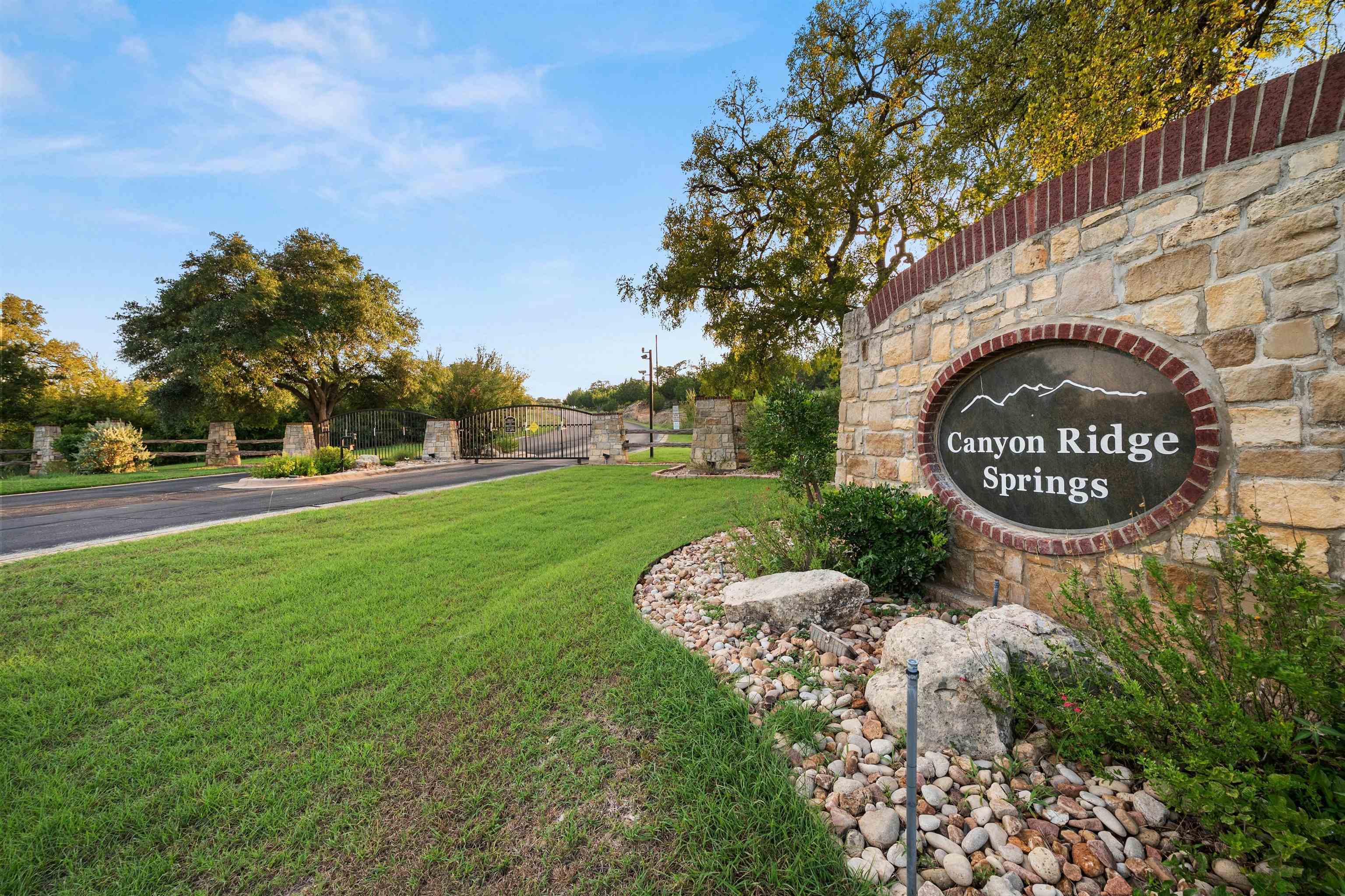 photo 3: 12201 Montana Springs Drive, Marble Falls TX 78654