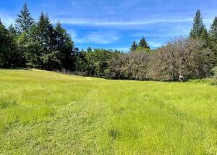 photo 2: 4511 Hennessey Road, Salyer CA 95563