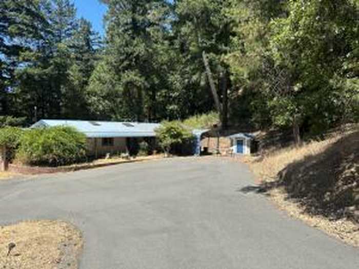 photo 2: 4082 Salmon Creek Road, Miranda CA 95553