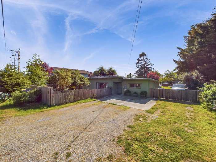 photo 1: 3346 Barnett Avenue, McKinleyville CA 95519