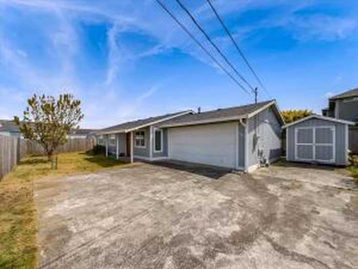 photo 1: 1166 Hayes Road, McKinleyville CA 95519