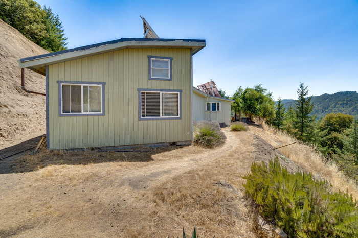 photo 2: 745a Applewood Road, Honeydew CA 95545