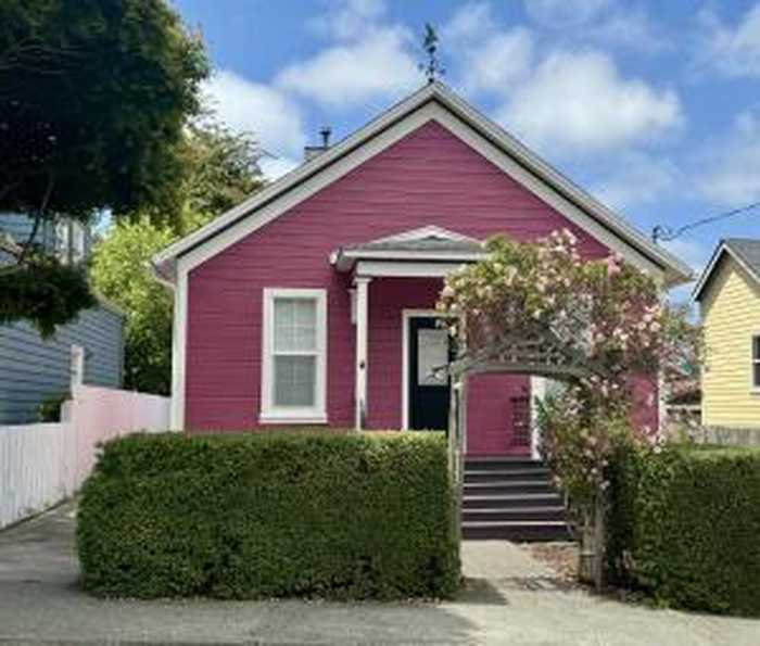 photo 1: 131 Berding Street, Ferndale CA 95536