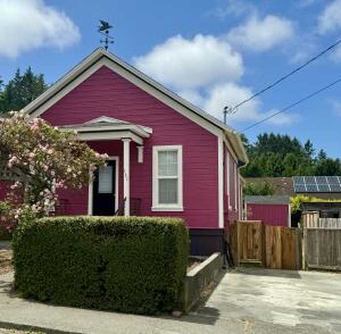 photo 2: 131 Berding Street, Ferndale CA 95536