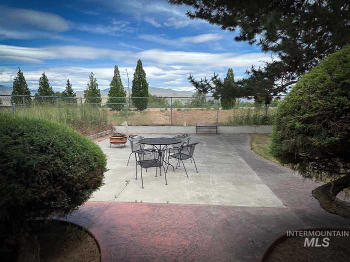 photo 2: 1625 / 1627 W Olympia Dr, Boise ID 83705