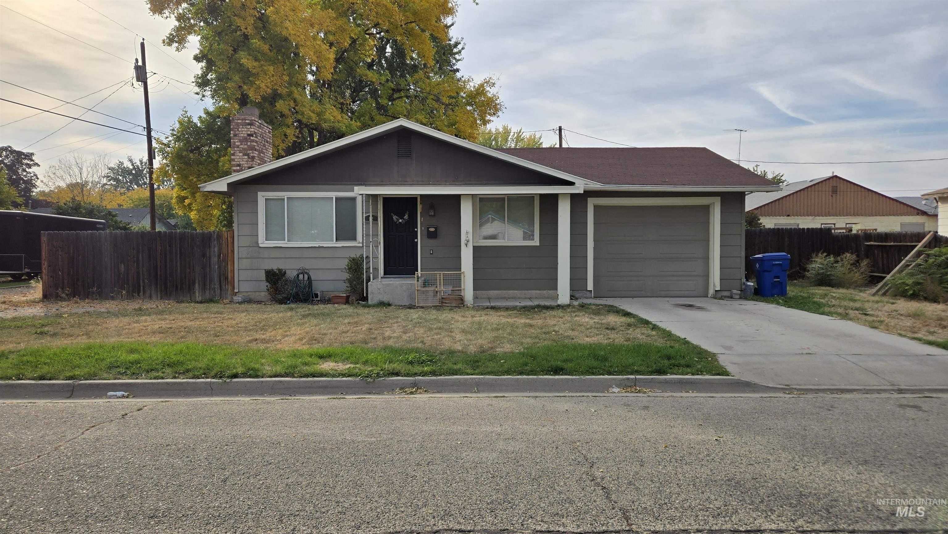 photo 1: 12 South 15th St., Payette ID 83661