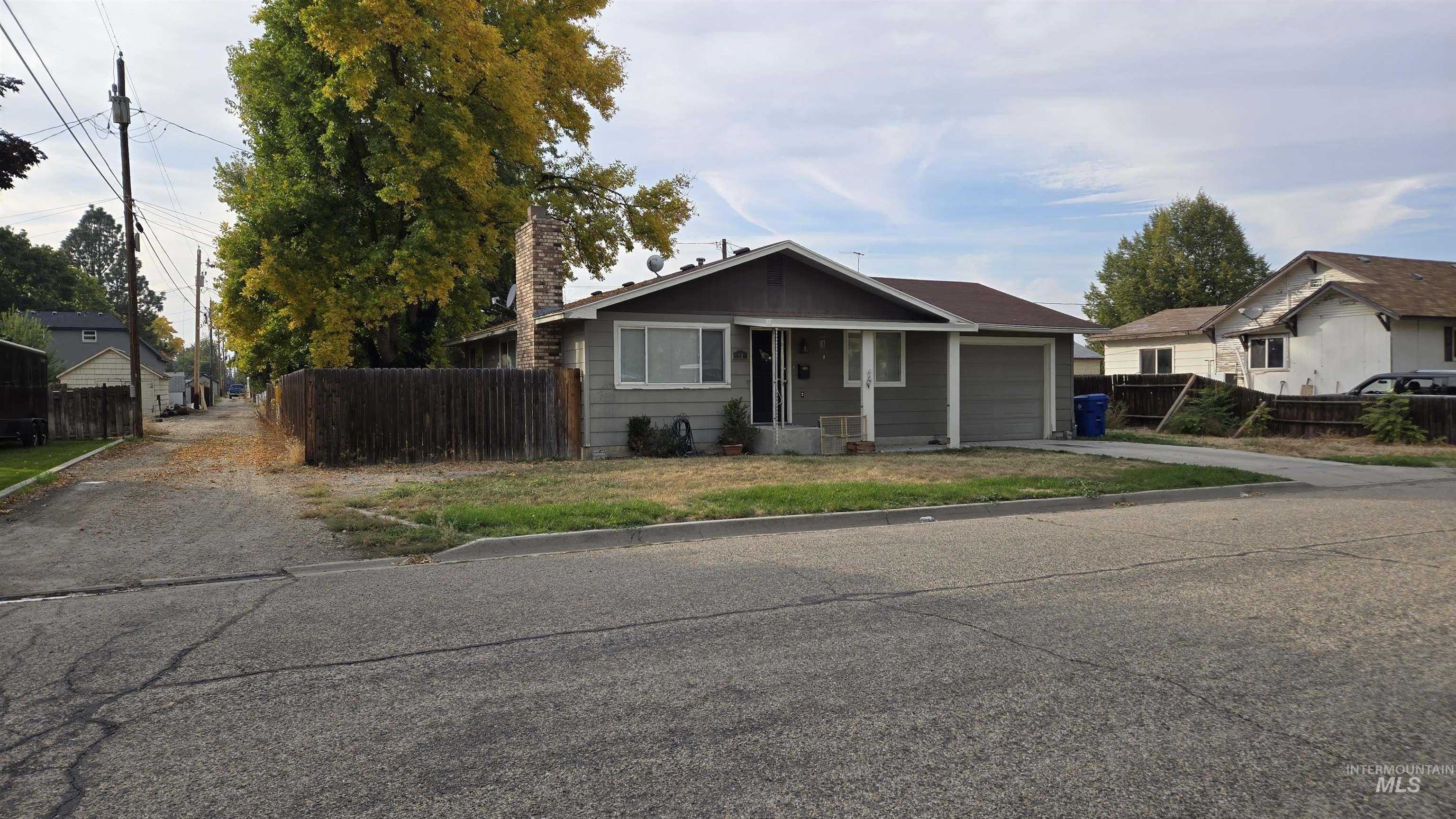 photo 2: 12 South 15th St., Payette ID 83661