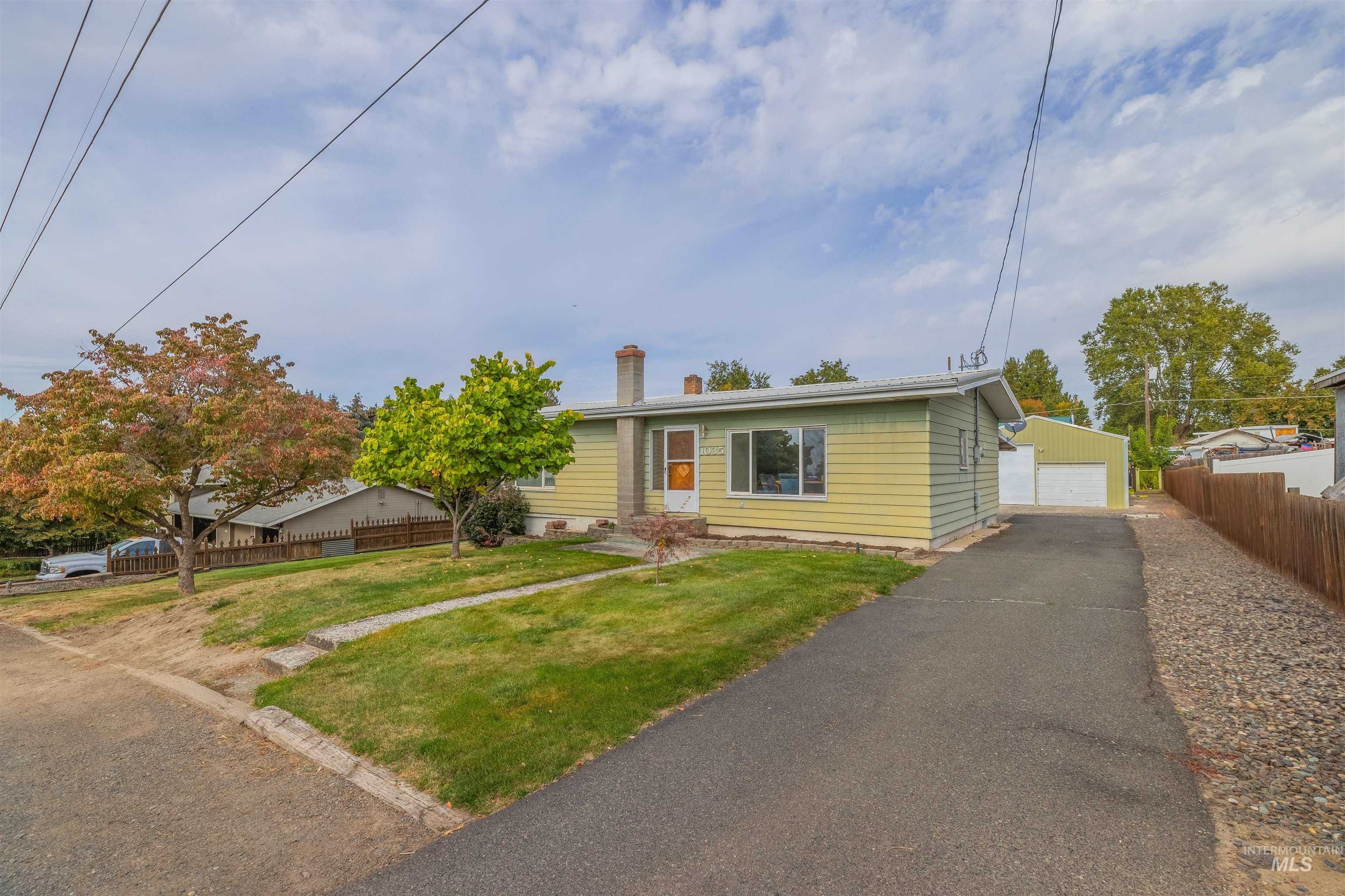 photo 1: 1035 Grelle Ave, Lewiston ID 83501