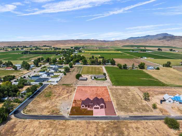 photo 2: 406 Skyview Lane, Emmett ID 83617