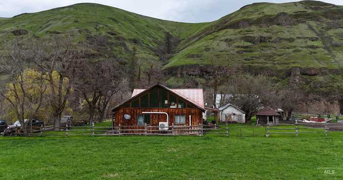 photo 2: 259 Cottonwood Creek Road, Stites ID 83552