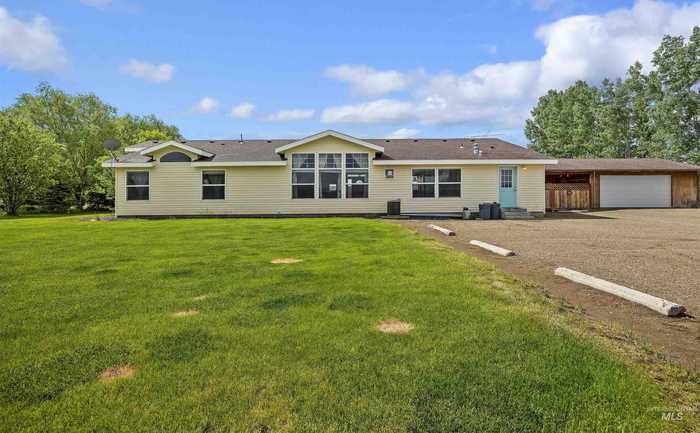 photo 2: 9788 Highway 78, Hammett ID 83627