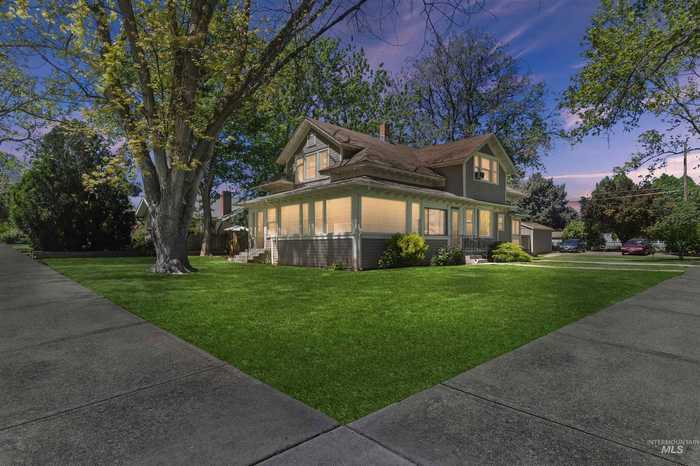 photo 1: 503 9th Ave S, Nampa ID 83651