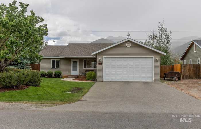 photo 1: 3261 Glenbrook Dr, Hailey ID 83333