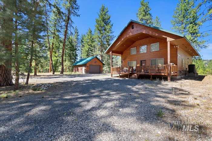 photo 2: 4125 N Diamond Bar Place, Featherville ID 83647