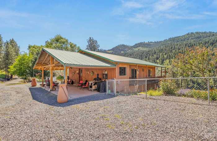 photo 1: 620 Magill Spur, Lenore ID 83541