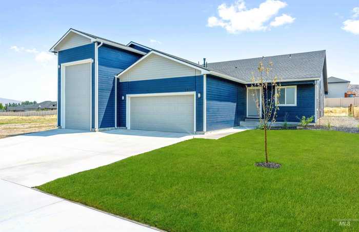 photo 1: 1570 Castle Way, Emmett ID 83617