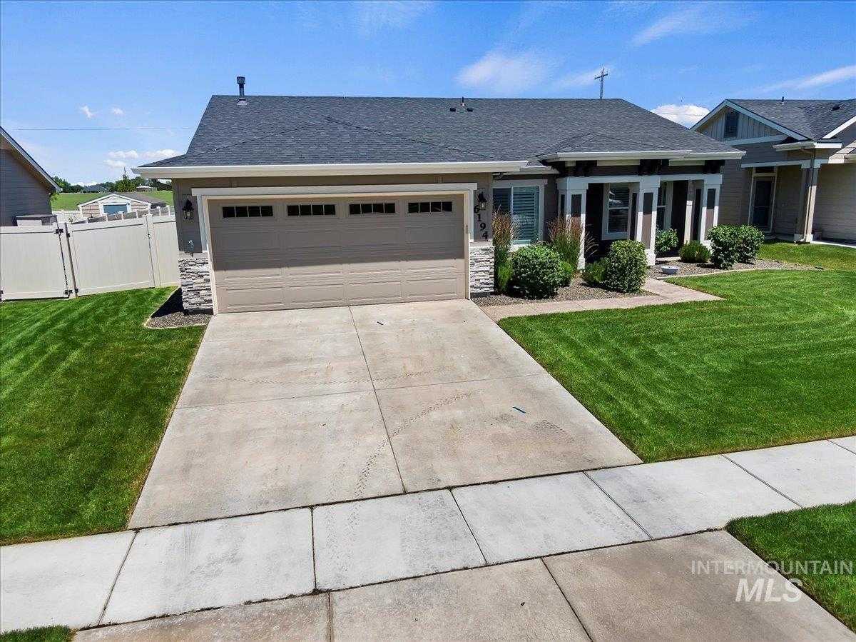 photo 1: 6194 E Mayfield Drive, Nampa ID 83687