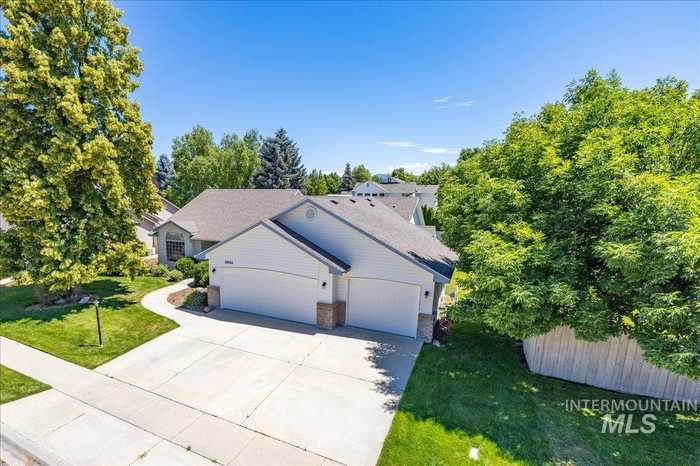 photo 2: 5604 N Lilybrook Way, Boise ID 83713