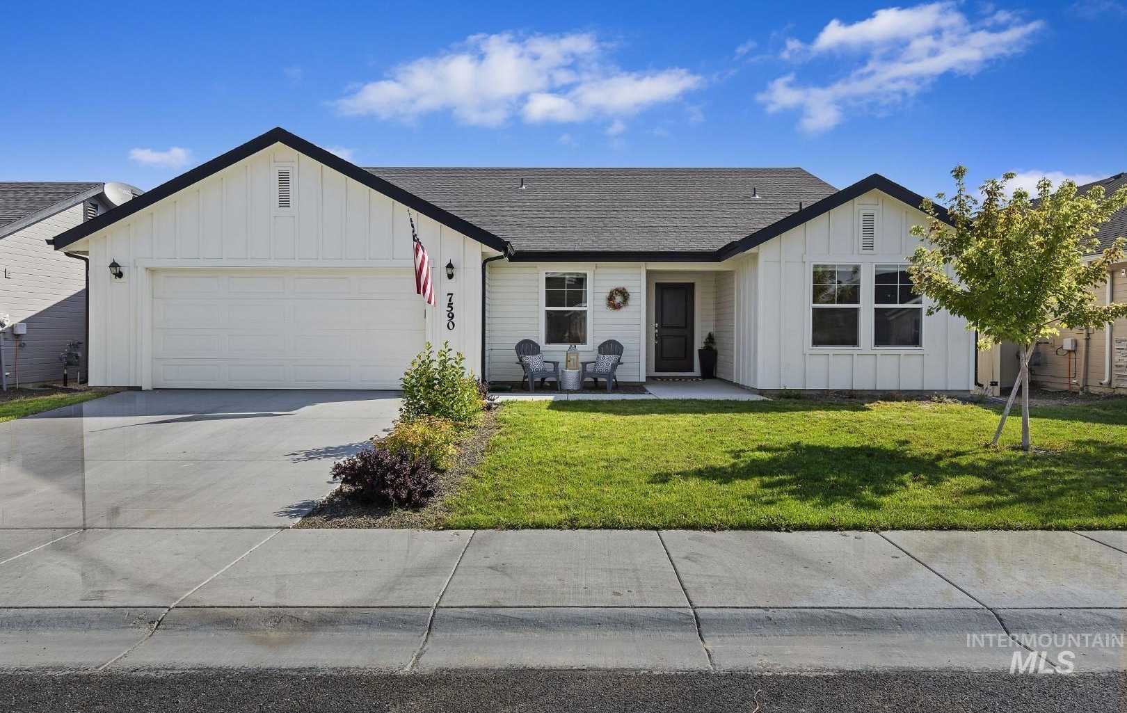 photo 1: 7590 E Iroquois, Nampa ID 83687