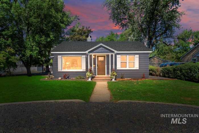 photo 1: 1819 S Hervey, Boise ID 83705