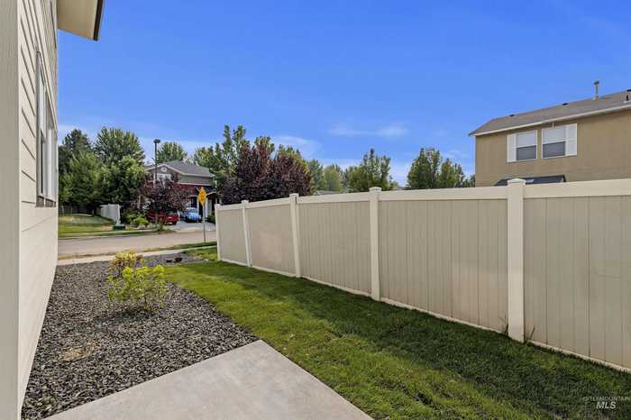 photo 38: 1428 E Star Dr, Meridian ID 83646