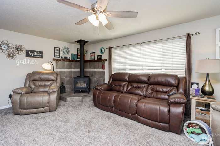 photo 2: 1440 Loraine Circle, Emmett ID 83617