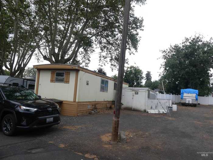 photo 2: 631 Preston Ave Unit 17, Lewiston ID 83501