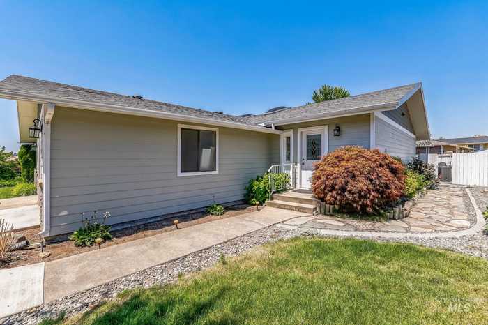 photo 2: 285 Reservoir Dr, Lewiston ID 83501