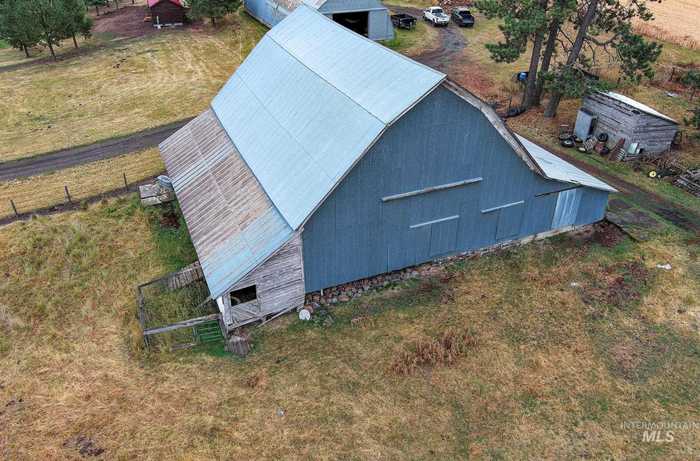 photo 2: 1785 Jarnagin Rd, Craigmont ID 83523