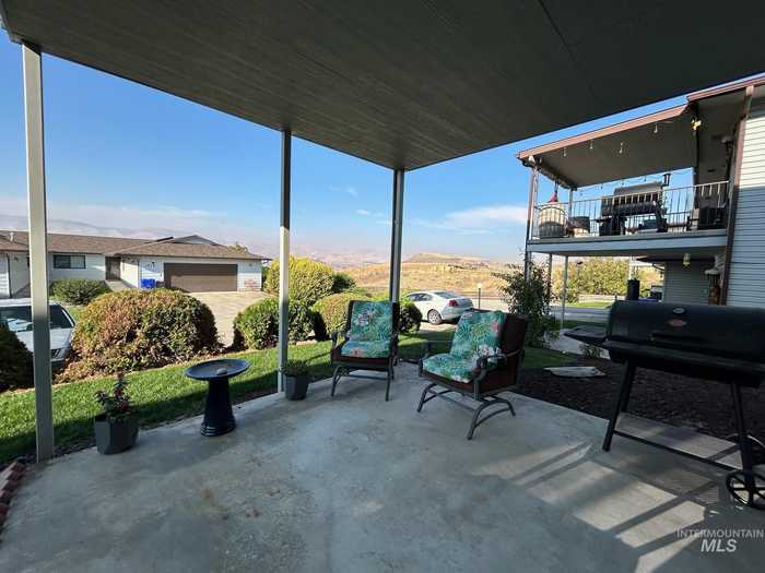 photo 1: 1425 29th Street, Lewiston ID 83501