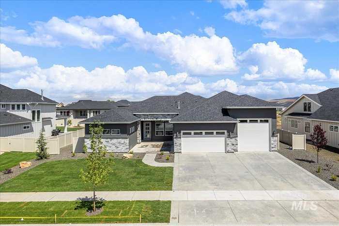 photo 1: 6201 W Redland Drive, Eagle ID 83616