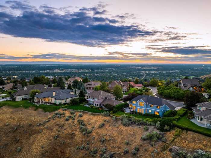 photo 1: 5251 N Quail Summit Way, Boise ID 83703