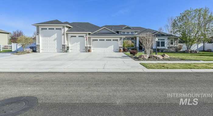 photo 1: 10372 Kaylee Way, Nampa ID 83687