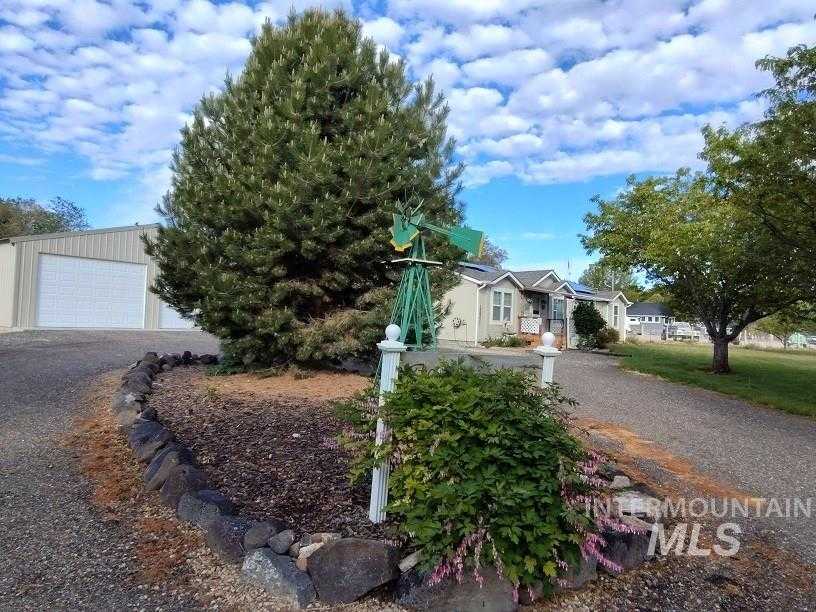 photo 2: 12571 Lake Shore Dr, Nampa ID 83686