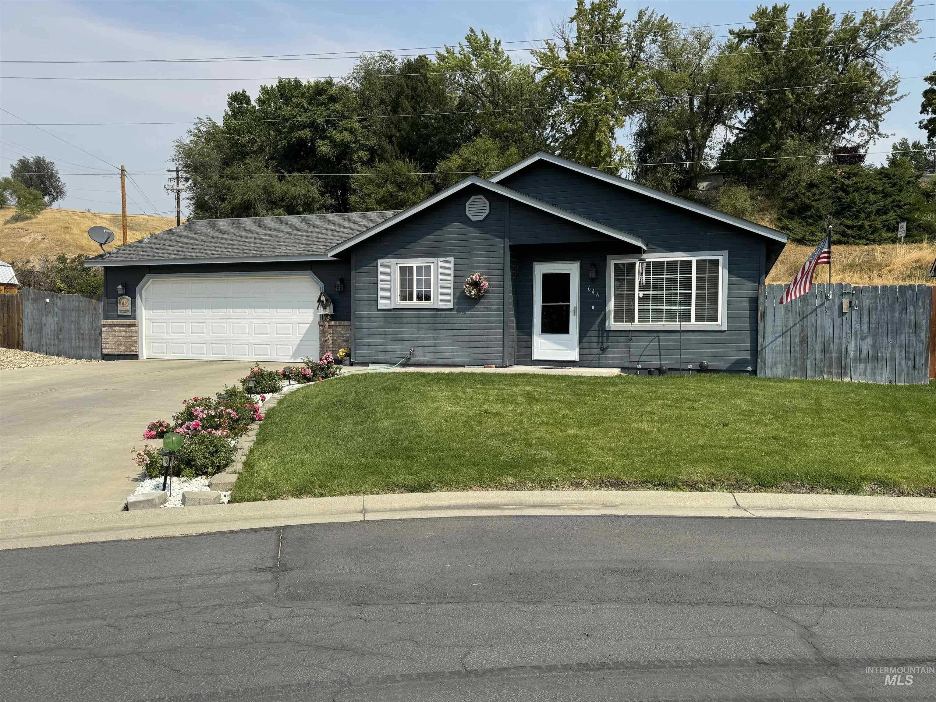 photo 1: 646 Deer Meadows Lane, Payette ID 83661