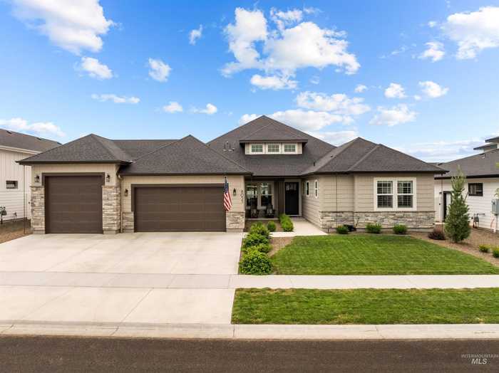 photo 1: 8033 W Sparks Lake Dr, Boise ID 83714