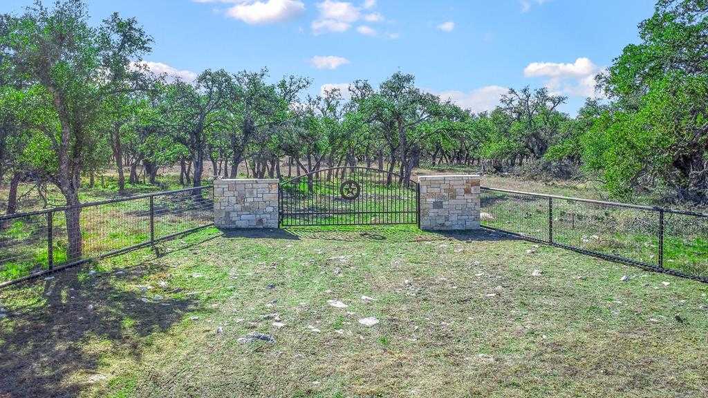 photo 1: 359 Stevens Ranch Rd., Harper TX 78631