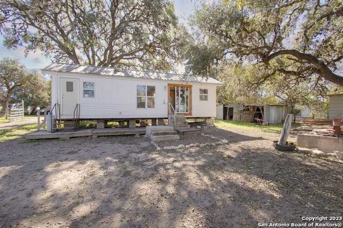 photo 21: 303 River Rd, Camp Wood TX 78833