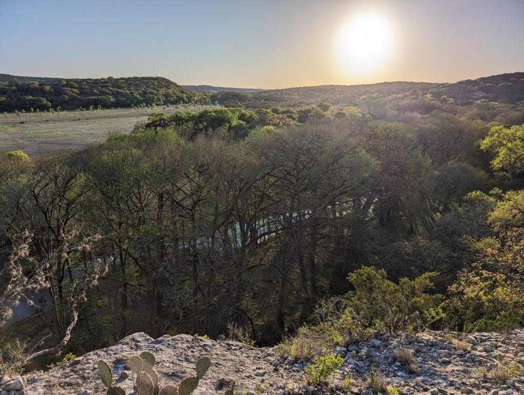 photo 3: 200 River Bend Rd, Hunt TX 78024