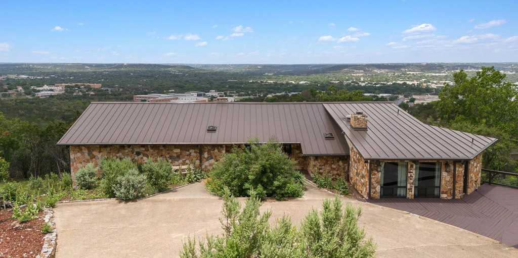 photo 3: 513 Mountain Top Dr, Kerrville TX 78028