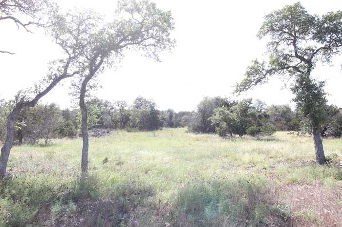 photo 4: 22 W Paloma Ranch Rd, Mountain Home TX 78058