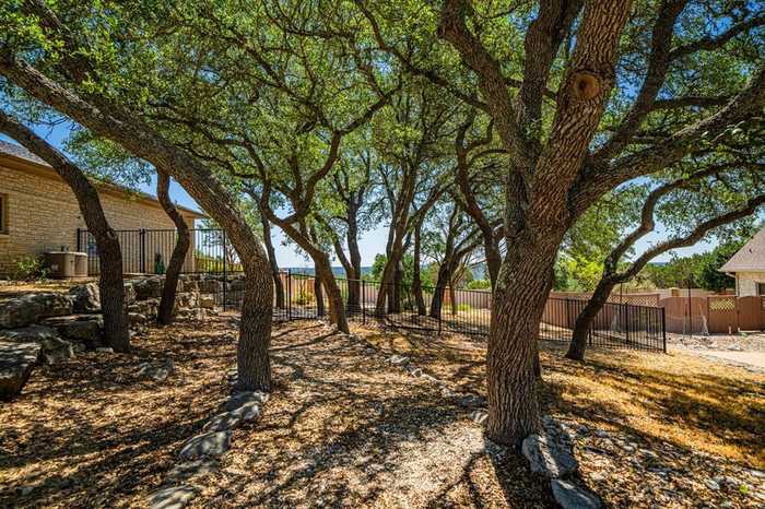 photo 40: 2029 Crown Ridge Dr, Kerrville TX 78028