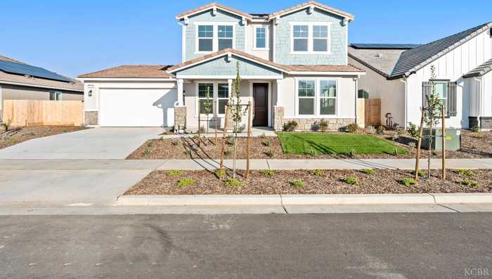 photo 2: 2225 Wilsonia Street, Hanford CA 93230