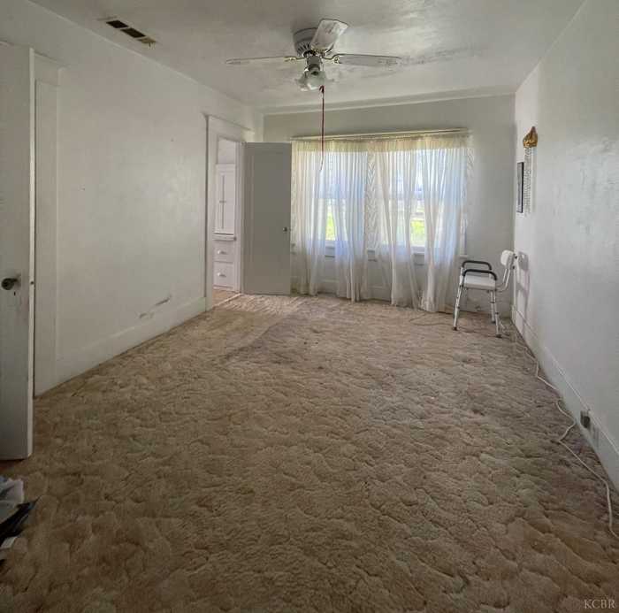 photo 25: 18098 Idaho Avenue, Lemoore CA 93245