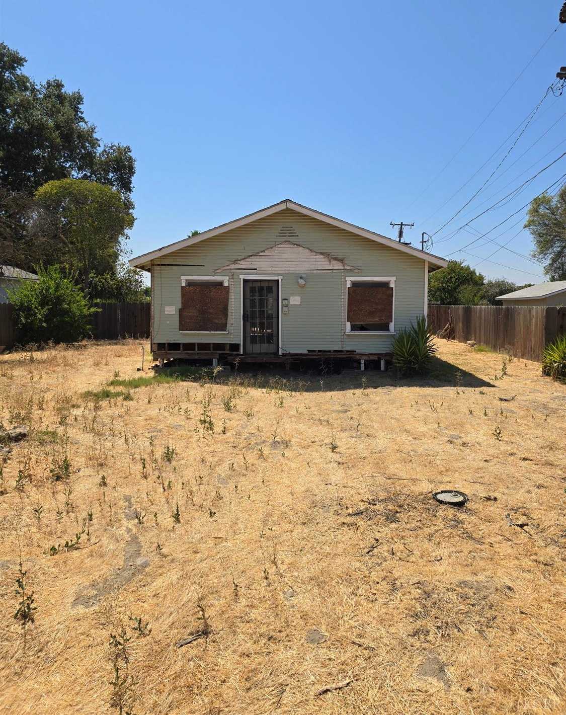 photo 1: 245 Smith Avenue, Lemoore CA 93245